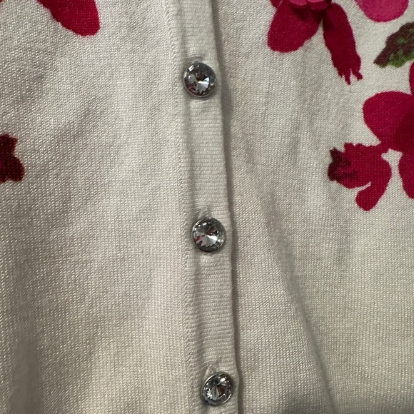 INC Size Medium Short Sleeve Rhinestone Button Raised Flower Embellishments - Picture 6 of 6